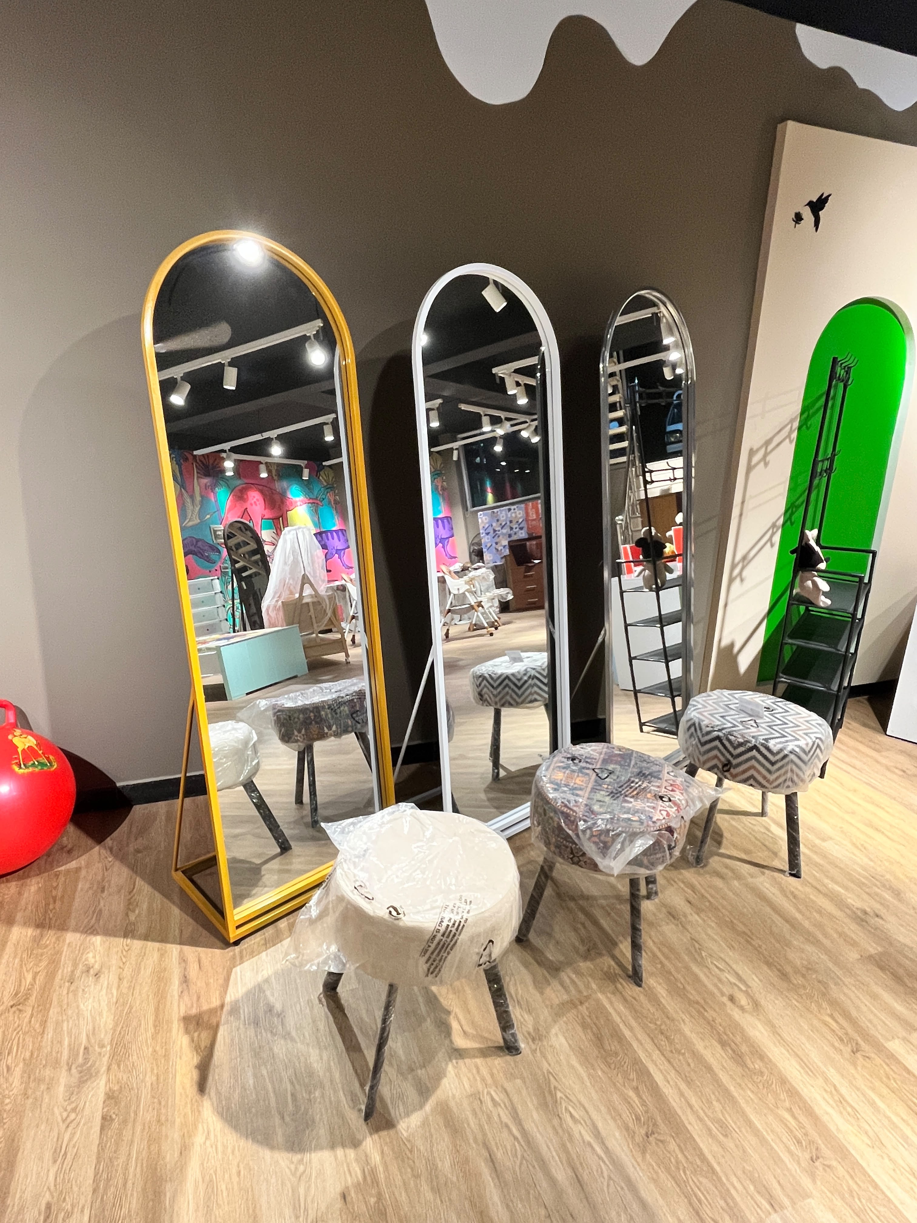 Stools and Mirrors catalog item #1